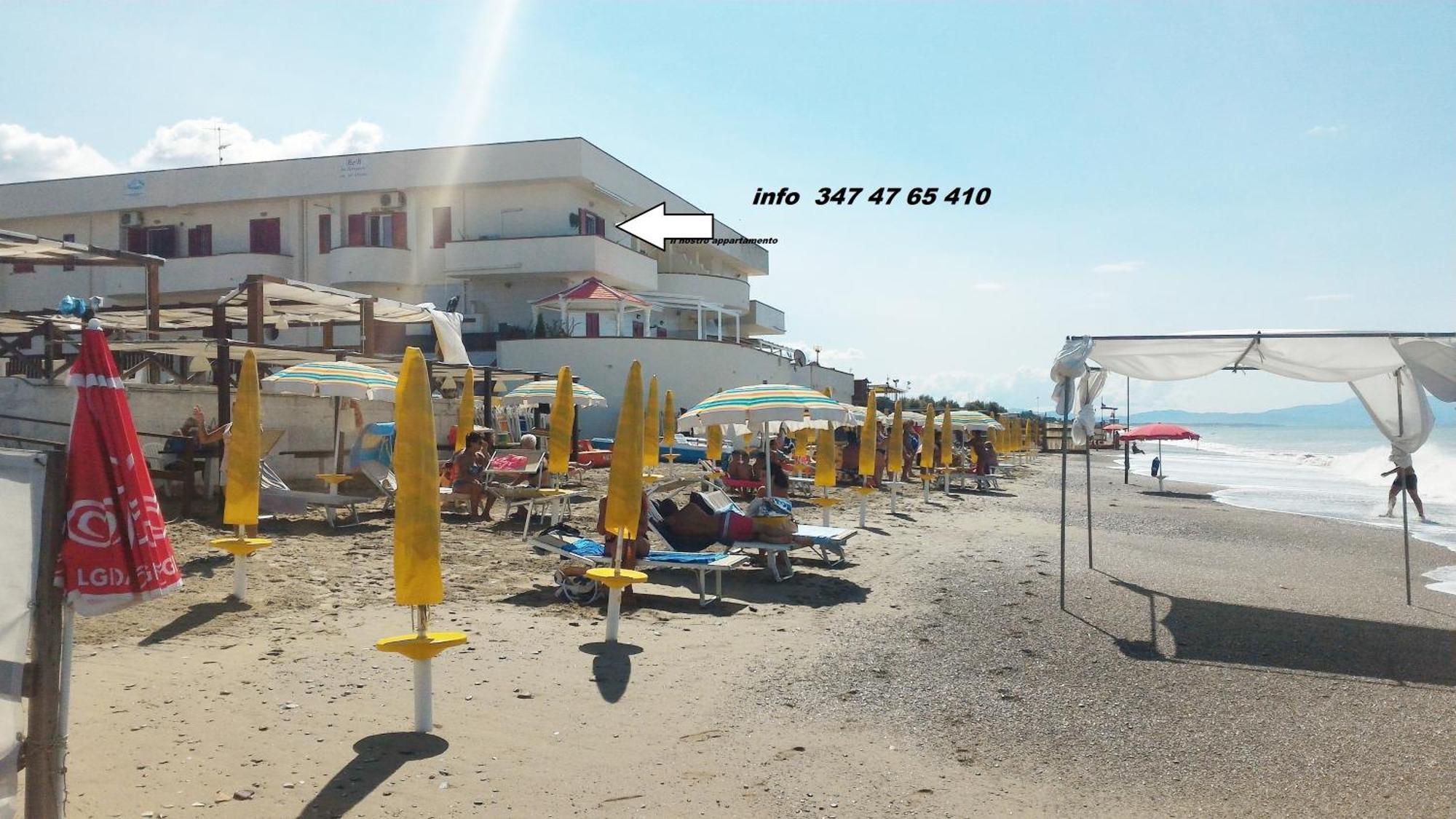 Casa Vacanze Dei Navigatori On The Sea Pontecagnano Exterior photo
